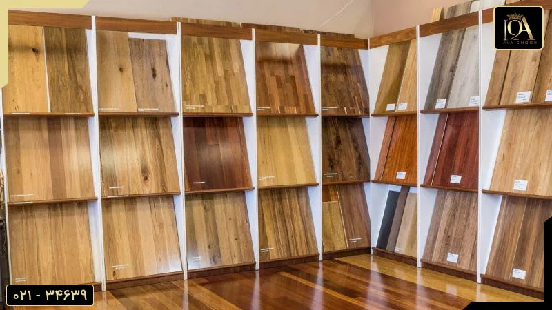 نمونههای مختلف چوب ترمو ایرانی در یک نمایشگاه